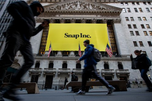 Этот китайский конкурент Snapchat только что купил 145 миллионов акций Snap.
